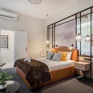 Astoria Boutique Suites- Location By Bqa ブダペスト
